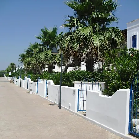 In Villaggio בית נופש פורטו צ'זראו